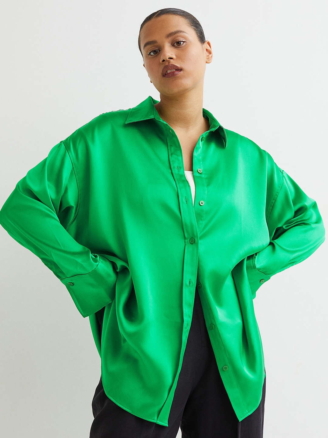 

H&M Woman Green Wide blouse
