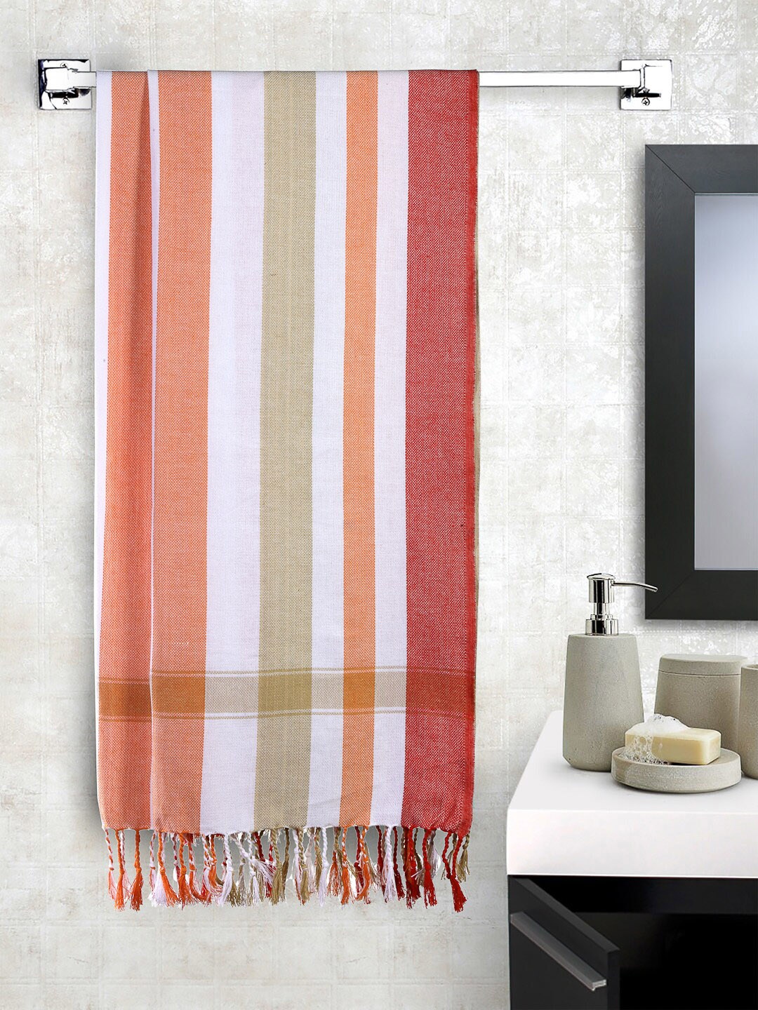 

Arrabi Set Of 2 Red & White Striped Cotton 210 GSM Bath Towels