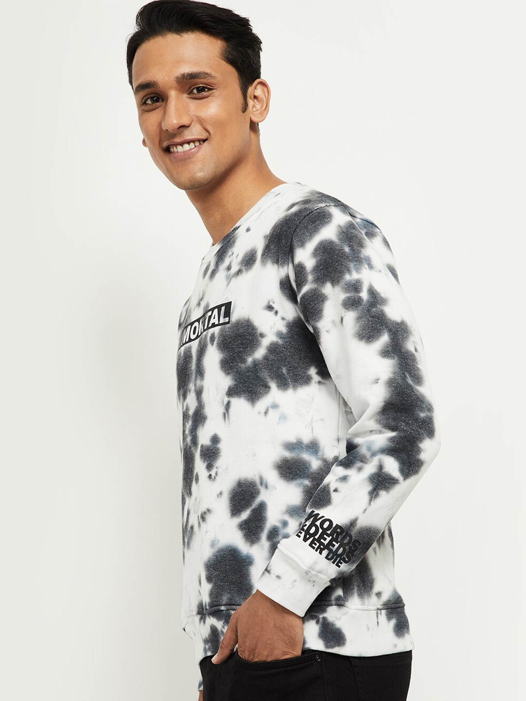 

max Men Grey Printed Sweatshirt