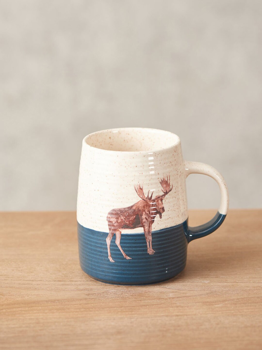 

THEDECORKART Beige & Blue Printed Stoneware Glossy Mugs