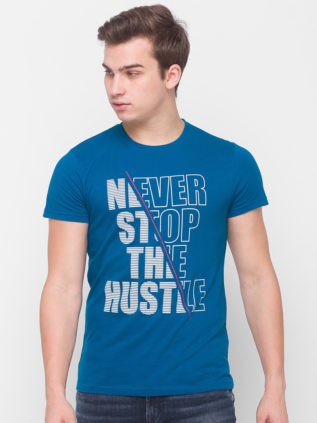 

Globus Men Teal Typography Printed Pockets T-shirt