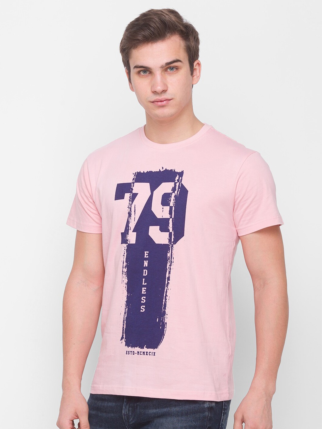 

Globus Men Pink Printed Raw Edge T-shirt
