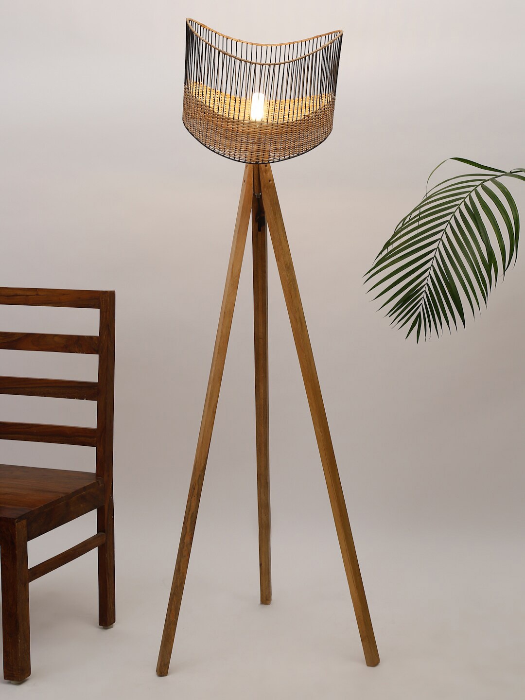 

Fabindia Beige & Black Textured Wooden Tripod Floor Lamp