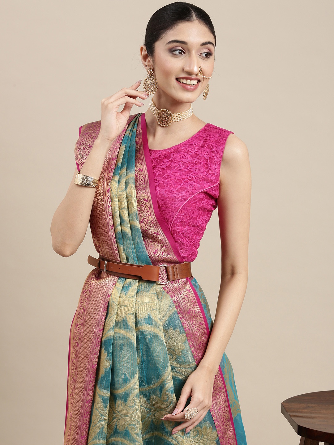 

PERFECTBLUE Blue & Pink Ethnic Motifs Silk Blend Saree