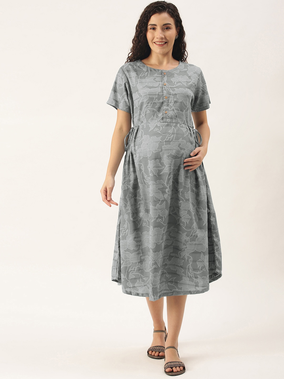 

Nejo Grey & White Maternity A-Line Midi Dress
