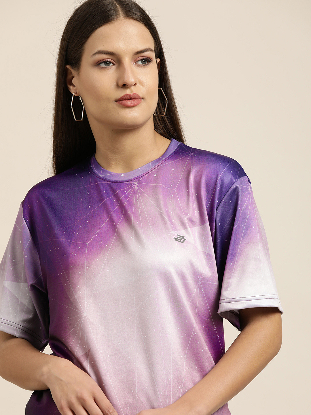 

Difference of Opinion Women Violet & White Abstract Print Drop-Shoulder Sleeves T-shirt