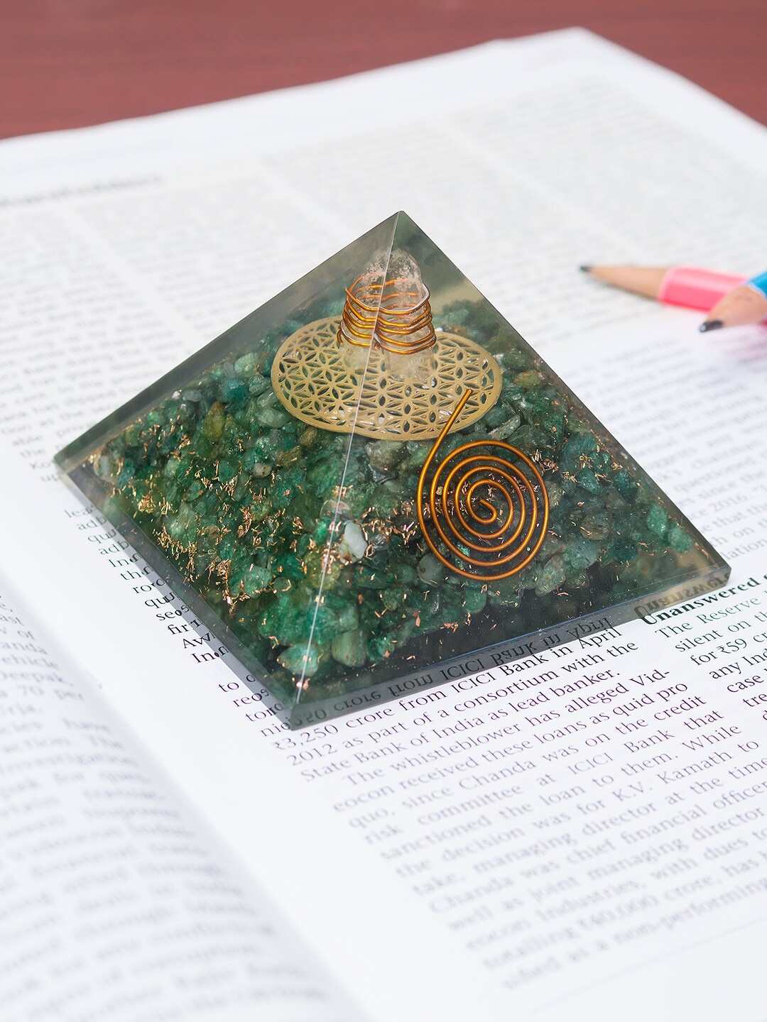 

Golden Peacock Green Jade Orgone Pyramid Orgonite Pyramid Prism Showpiece