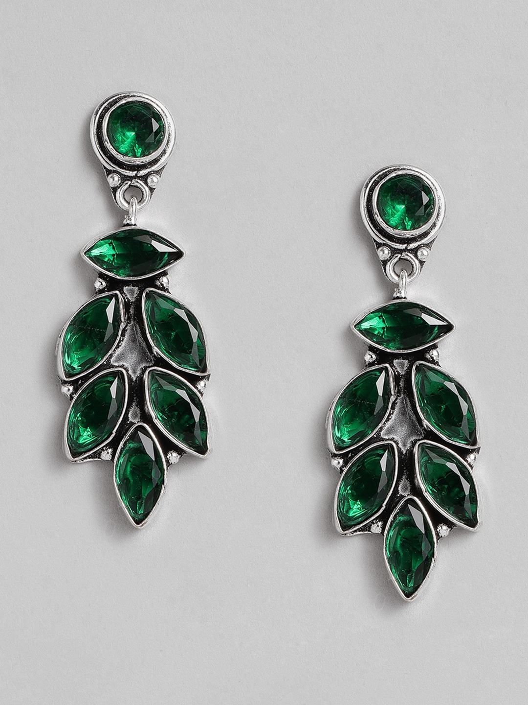 

EL REGALO Green & Oxidised Silver-Toned Leaf Shaped Stone Studded Drop Earrings