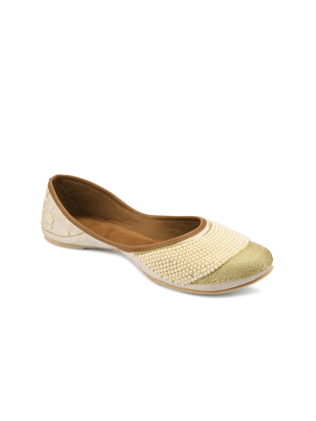

DESI COLOUR Women Off White Embellished Leather Ethnic Mojaris