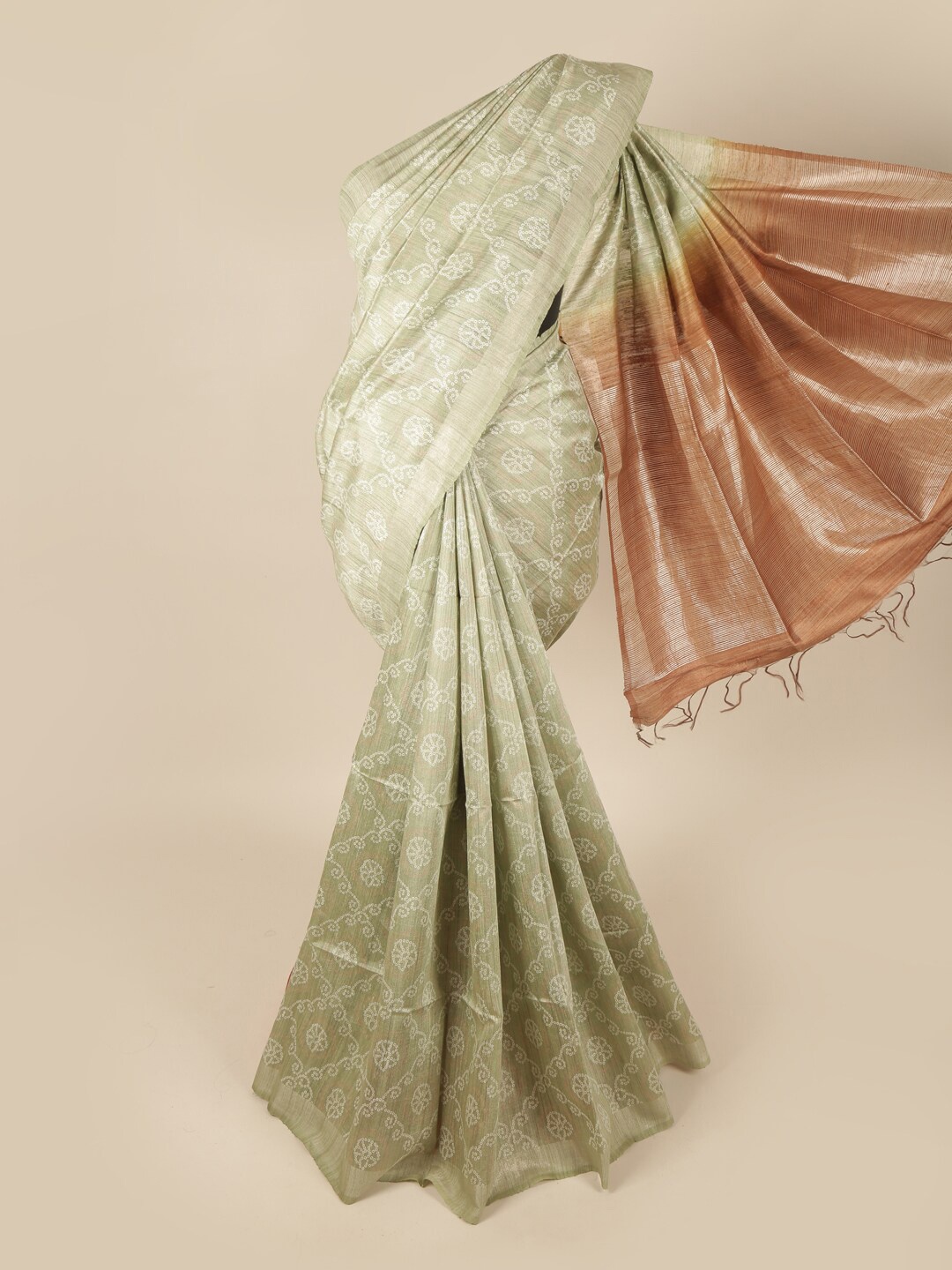 

Pothys Green & White Floral Art Silk Banarasi Saree