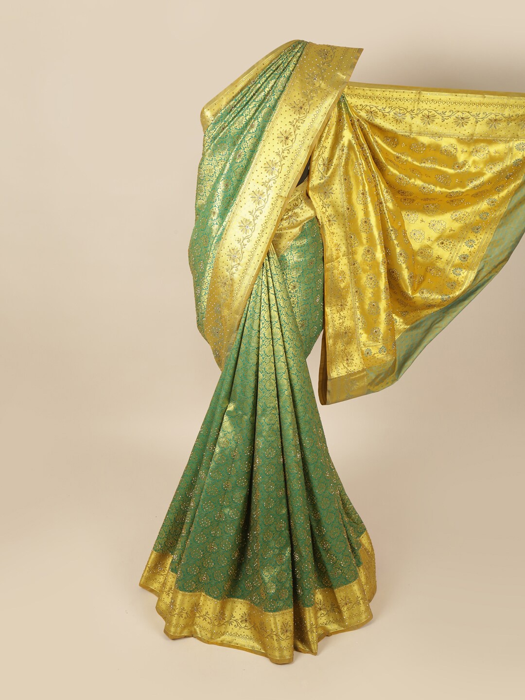 

Pothys Green & Gold-Coloured Ethnic Motifs Beads and Stones Art Silk Saree