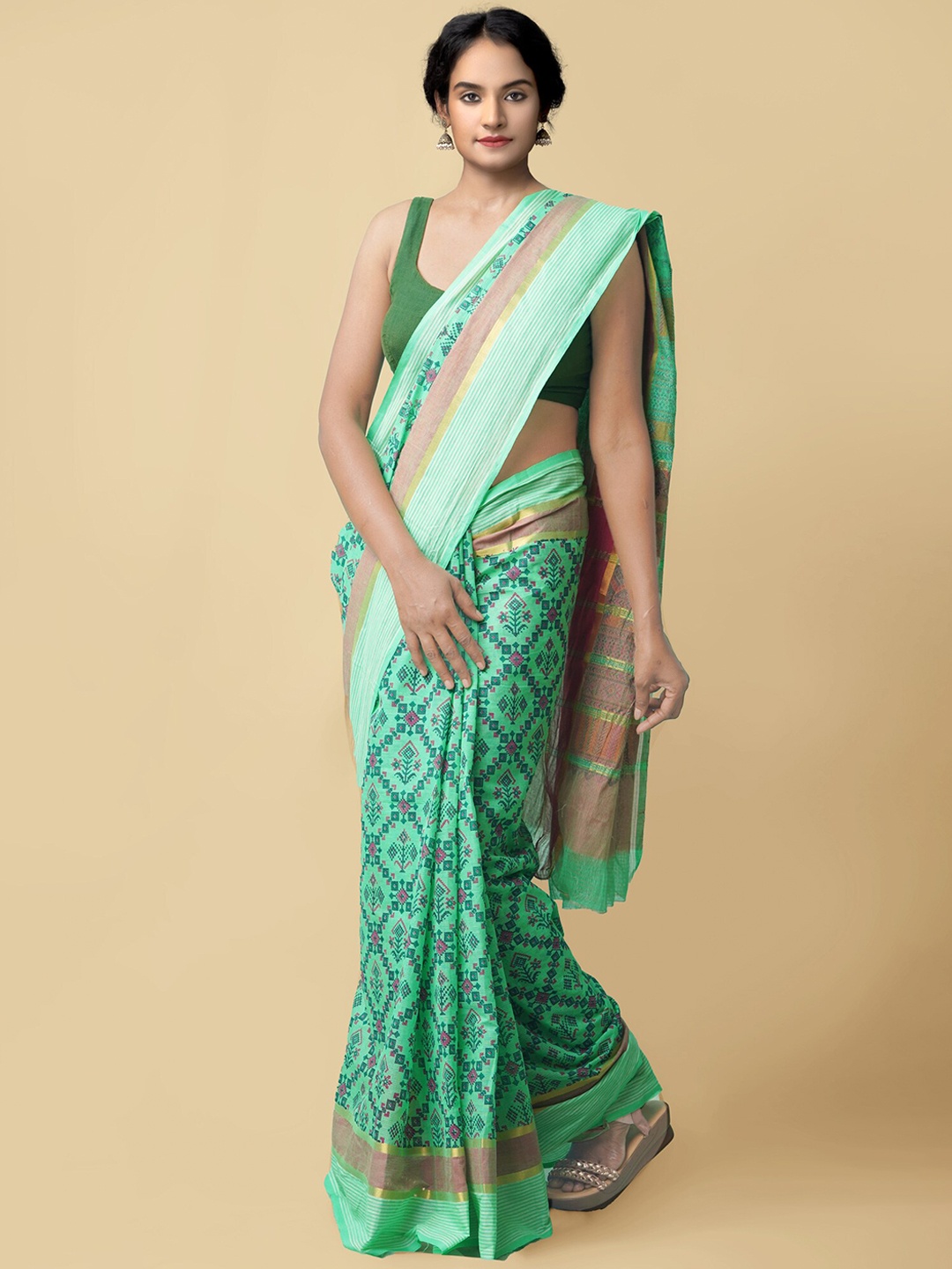 

Unnati Silks Green & Orange Ethnic Motifs Pure Cotton Mangalagiri Saree