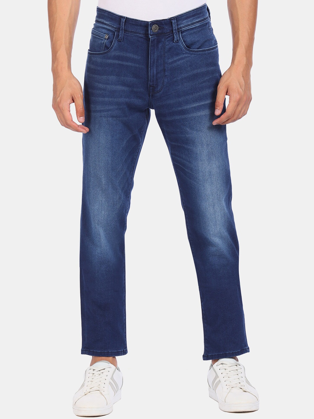 

Arrow Sport Men Blue Slim Fit Light Fade Jeans