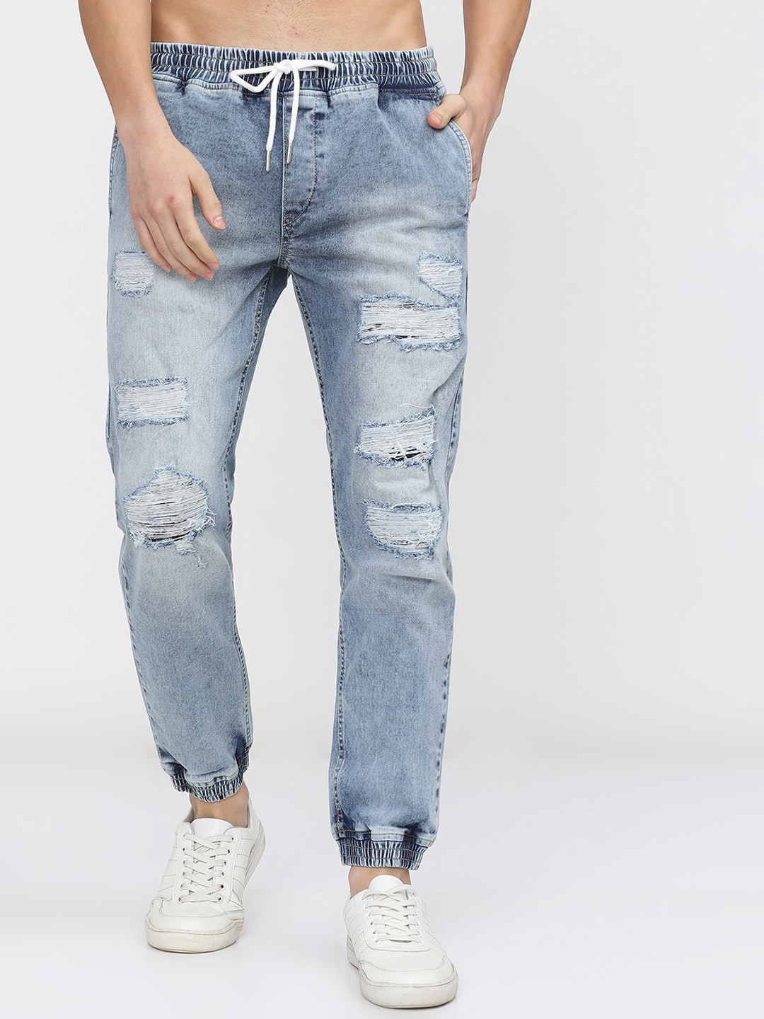 

HIGHLANDER Men Blue Jogger Mildly Distressed Heavy Fade Stretchable Jeans