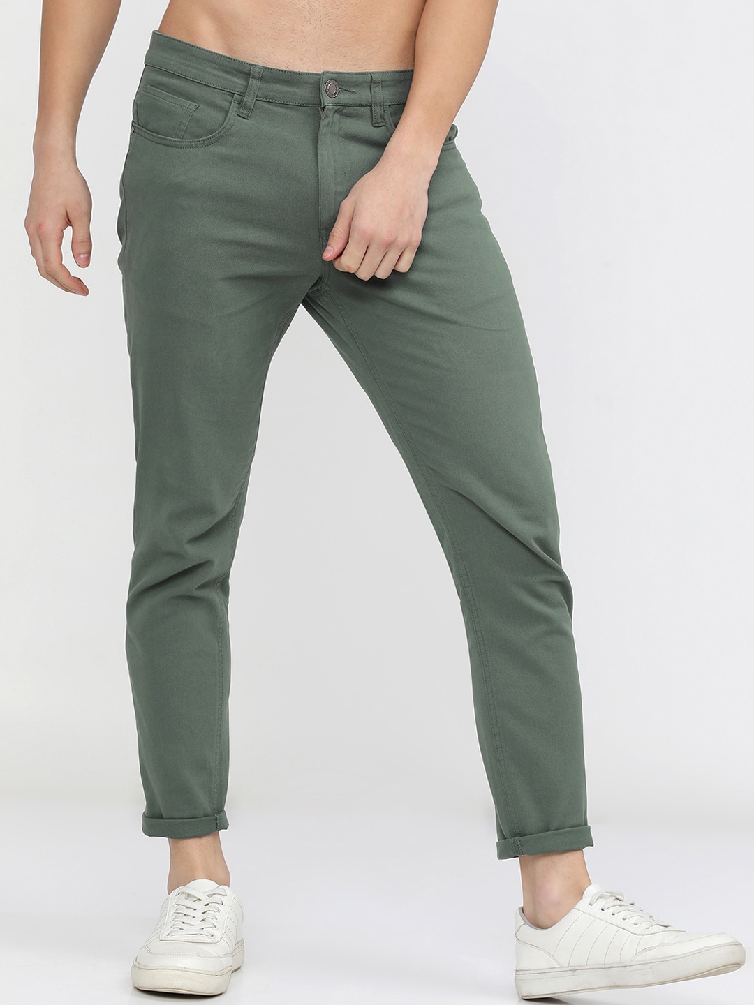 

HIGHLANDER Men Green Slim Fit Solid Chinos Trousers