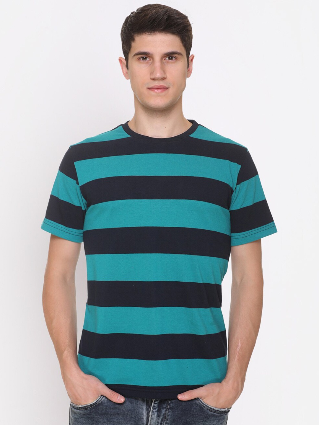 

Obaan Men Blue Striped T-shirt