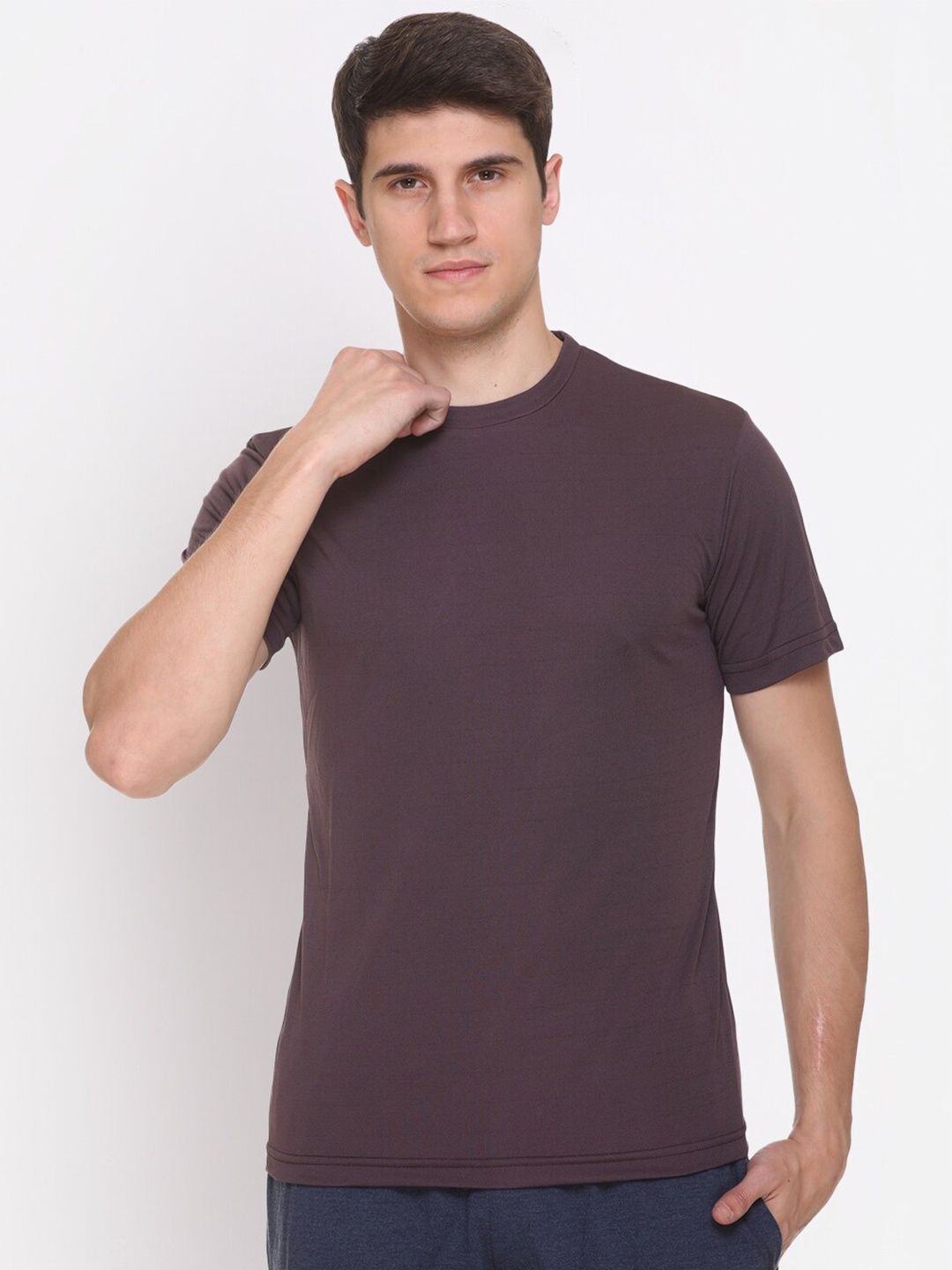 

Obaan Men Purple Activewear T-shirt