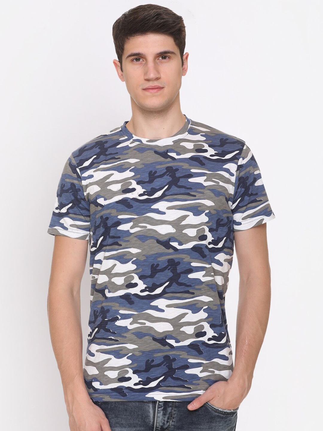 

Obaan Men Blue Printed Regular Fit T-shirt