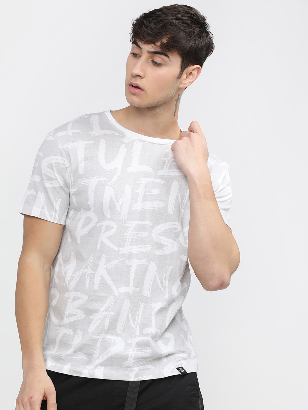 

LOCOMOTIVE Men Grey Printed Raw Edge Slim Fit T-shirt