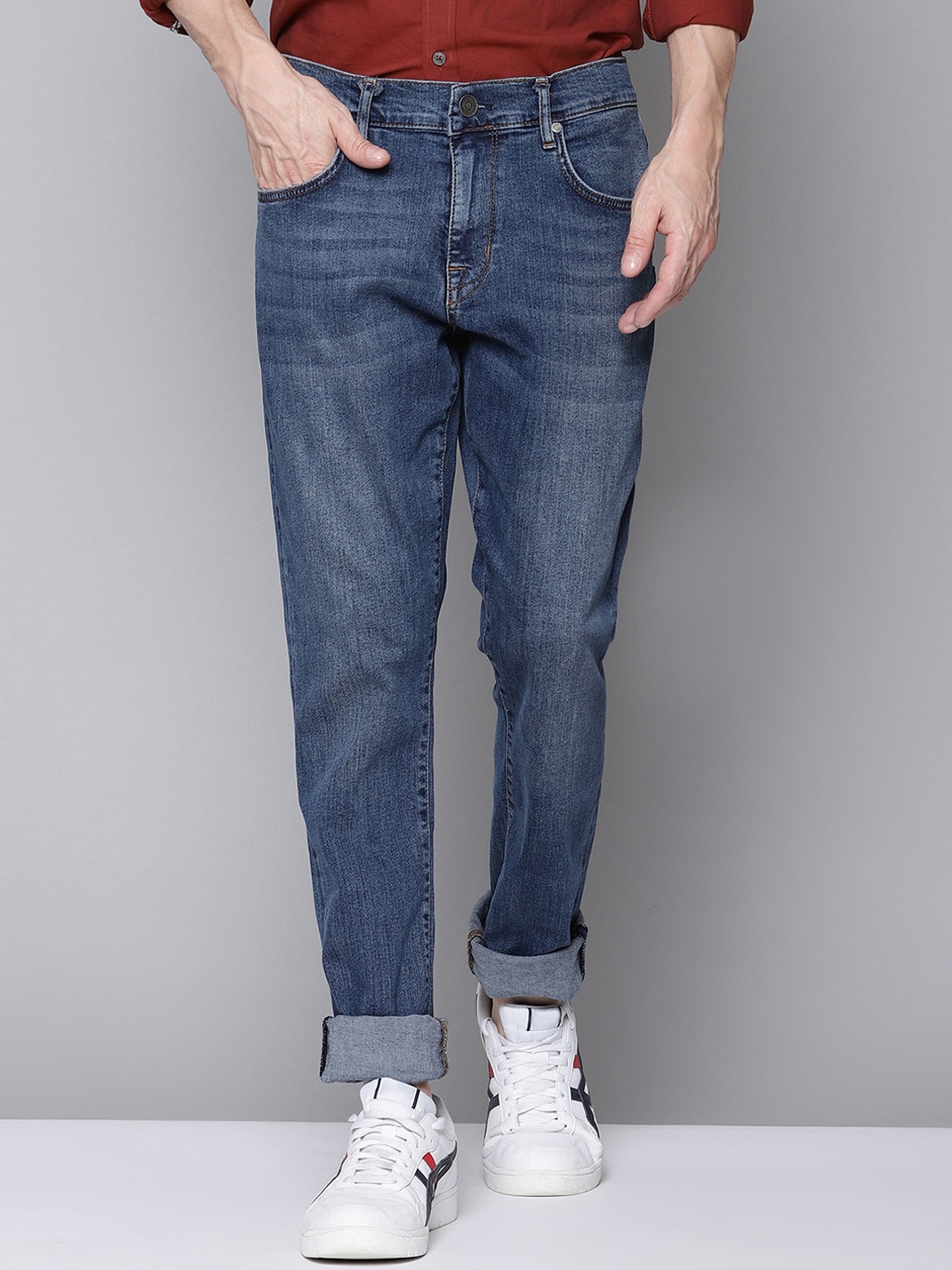 

BEN SHERMAN Men Blue Straight Fit Mildly Distressed Light Fade Stretchable Jeans