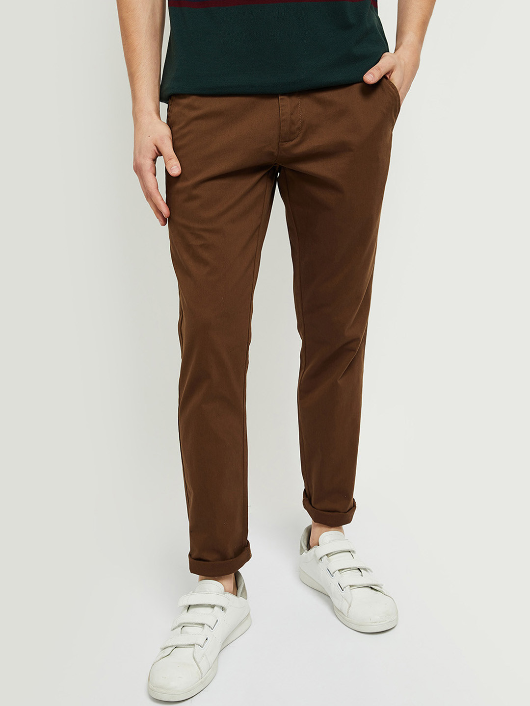 

max Men Brown Chinos Trousers