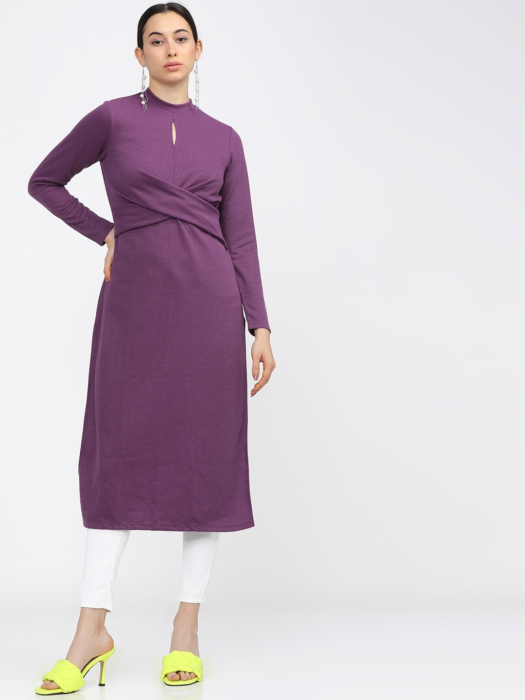 

Vishudh Women Purple Keyhole Neck Kurta