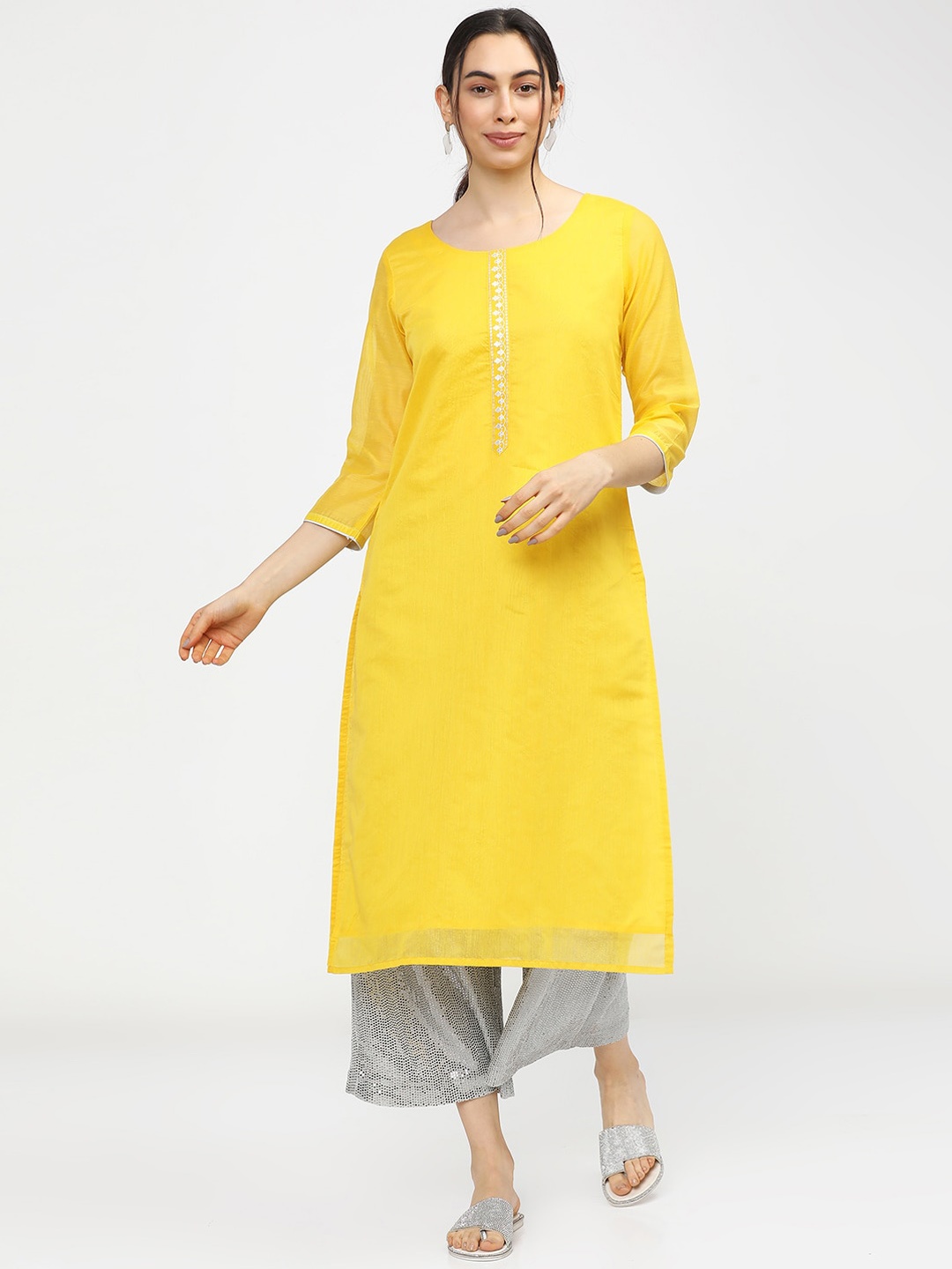 

Vishudh Women Yellow Kurta