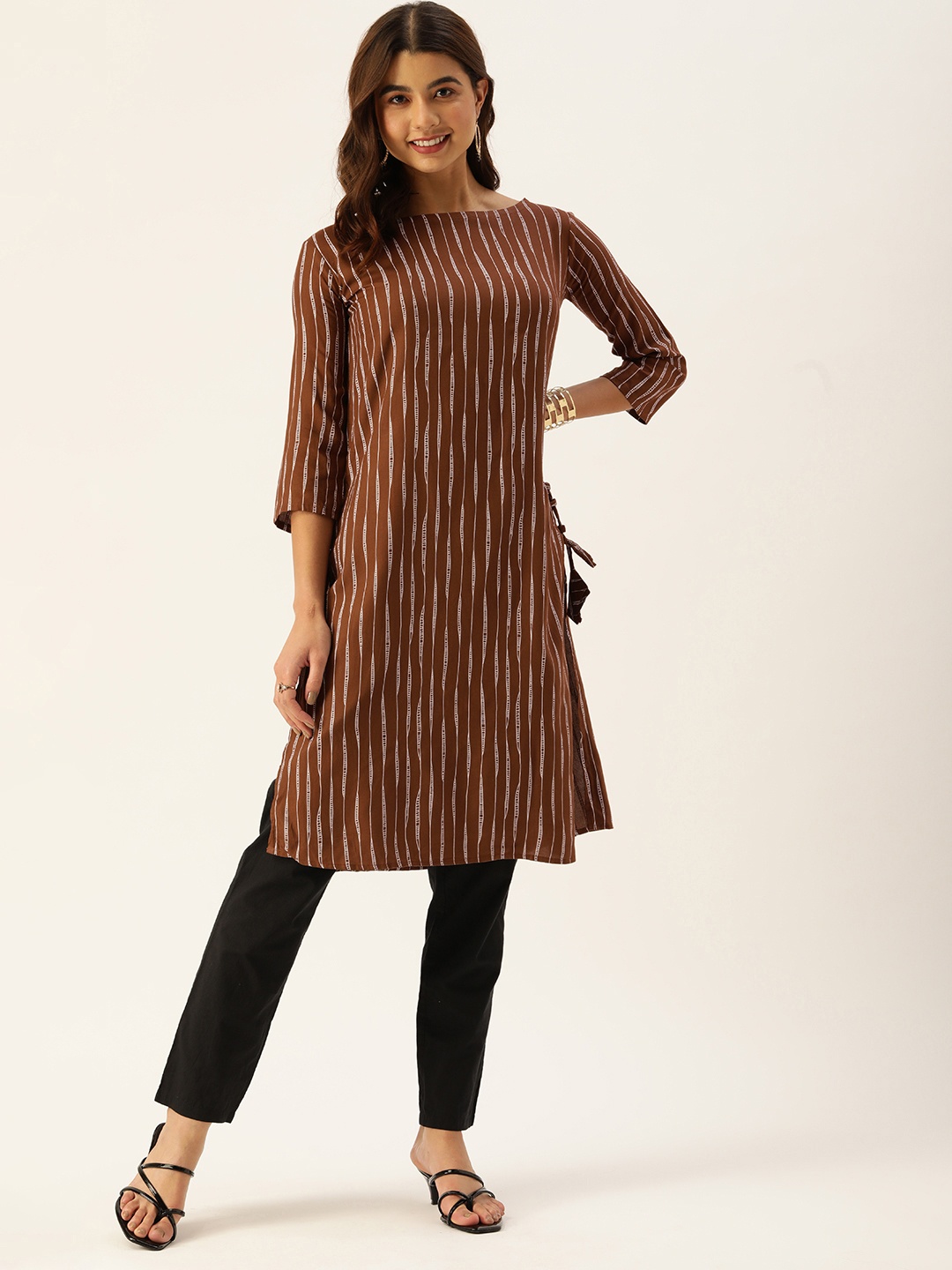 

COUPER & COLL Brown & White Printed Boat Neck Kurti