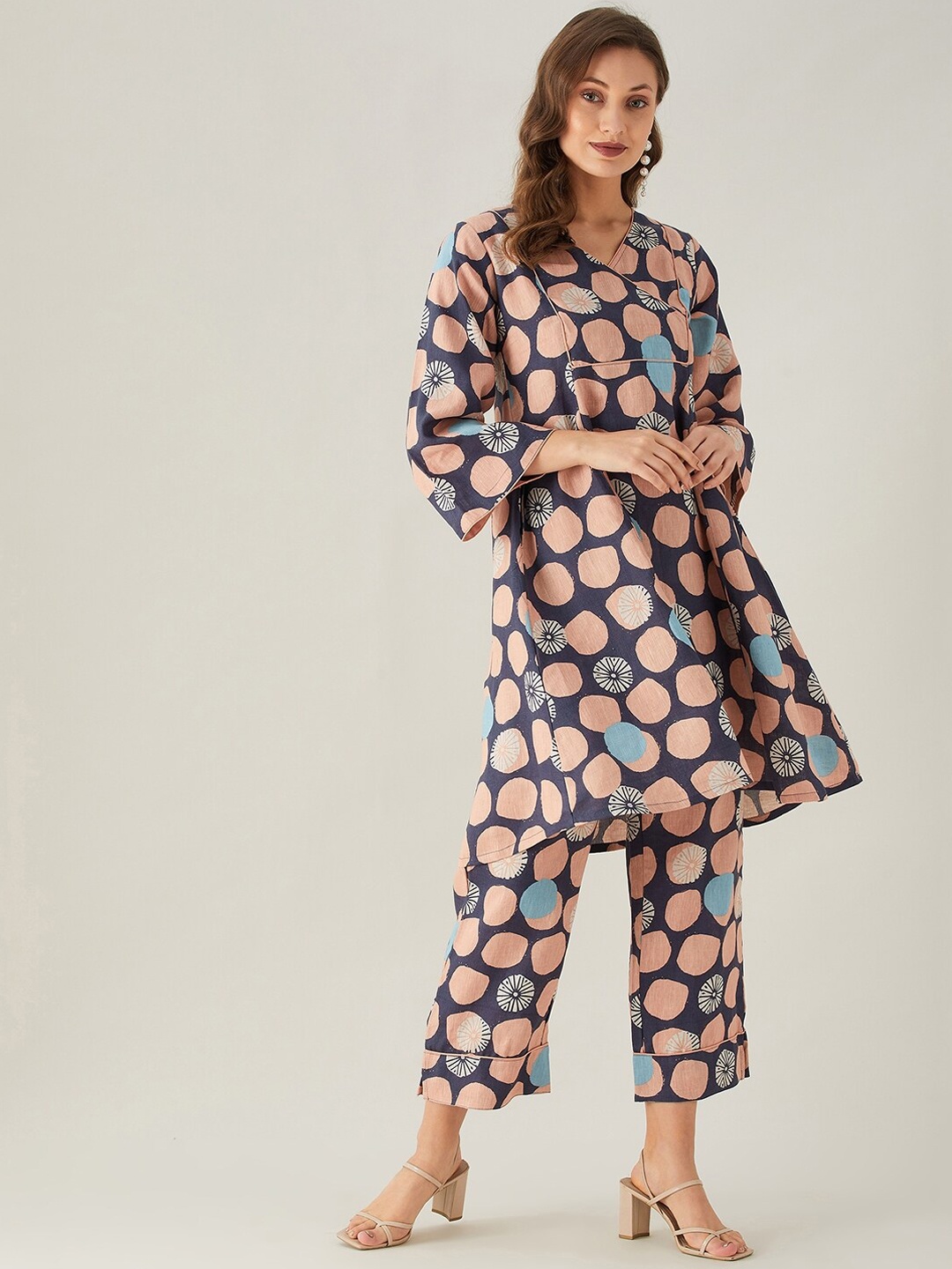 

The Kaftan Company Women Peach-Coloured Printed Angrakha Linen Kurta with Trousers