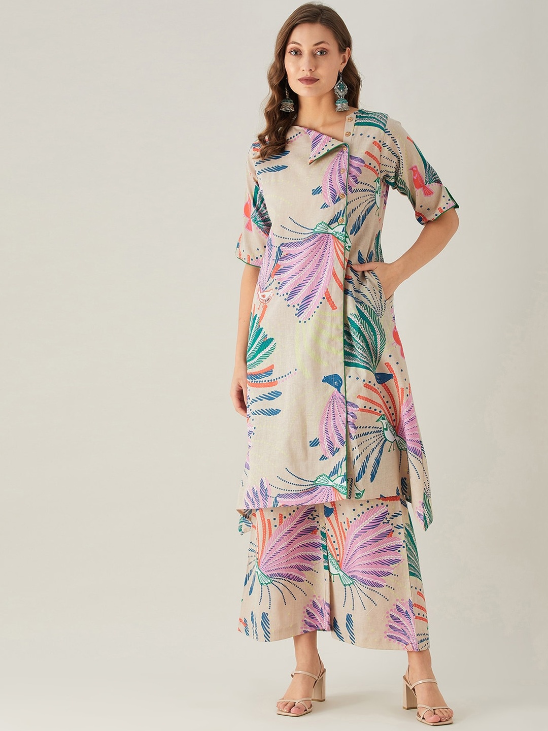 

The Kaftan Company Women Beige Floral Printed Pleated Linen Kurta with Palazzos