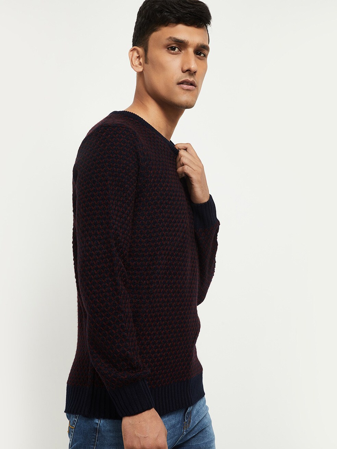 

max Men Maroon & Black Acrylic Pullover