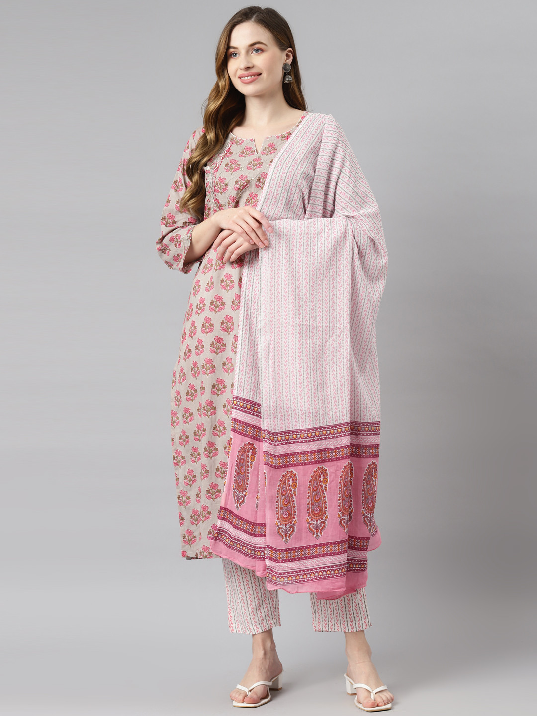 

Readiprint Fashions Women Grey & Pink Ethnic Printed Cotton Kurta with Trousers & Dupatta