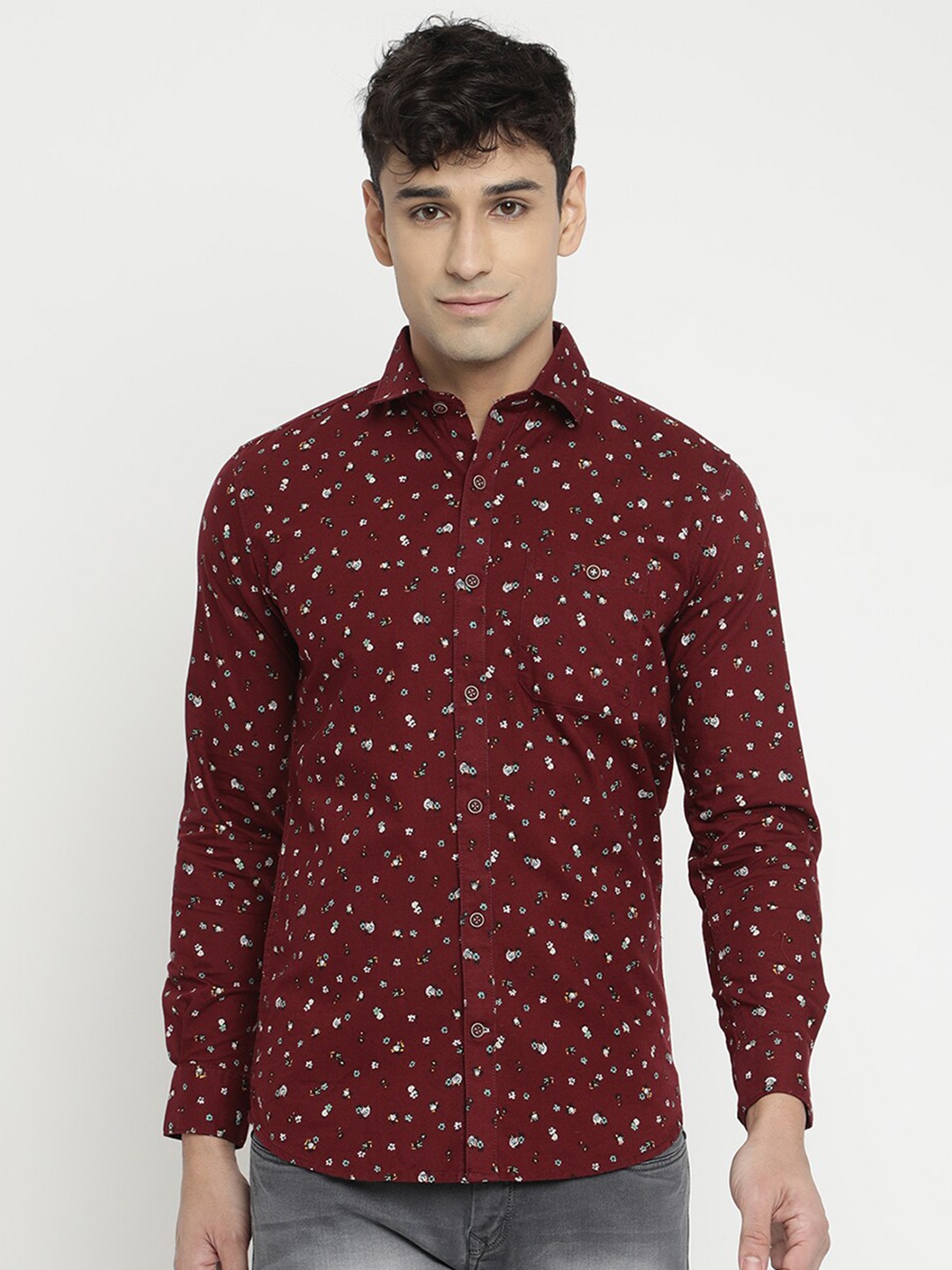 

V2 Value & Variety Men Maroon Regular Fit Floral Printed Casual Shirt