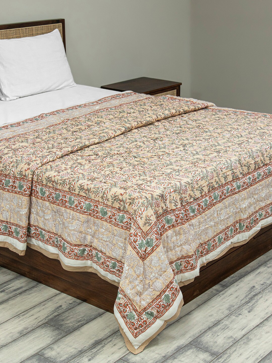 

Fabindia Peach-Coloured & Pink Floral Summer 400 GSM Double Bed Quilt