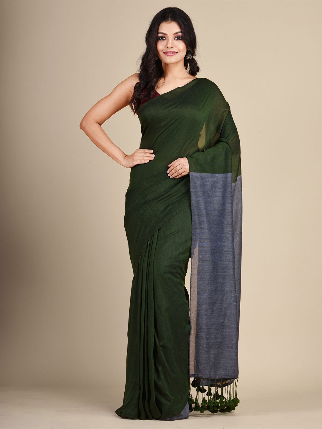 

Arhi Green & Grey Pure Cotton Saree