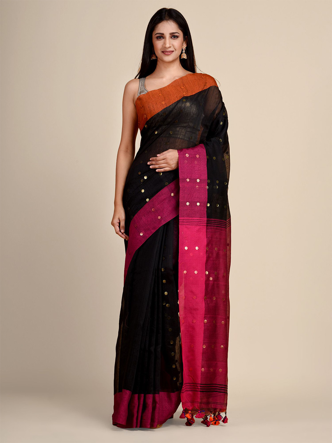 

Arhi Black & Red Woven Design Embellished Cotton Blend Saree