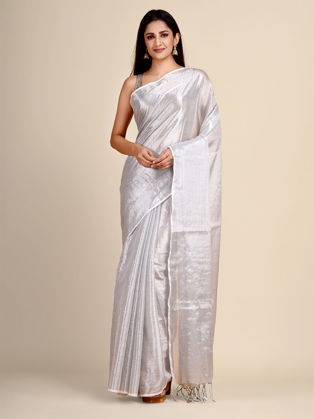 

Arhi White & Gold-Toned Woven Design Saree