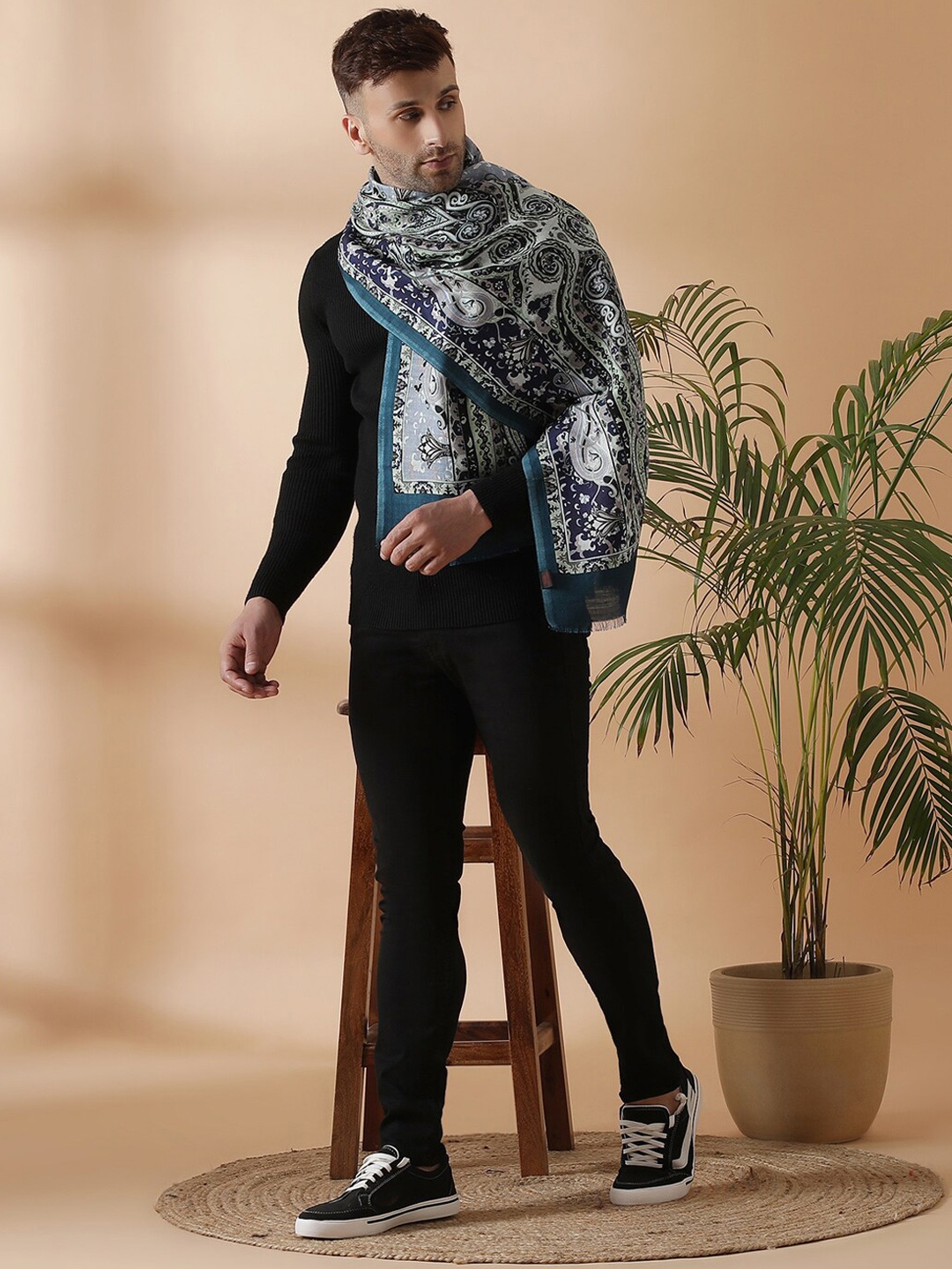 

SHINGORA Men Navy Blue & Grey Printed Muffler