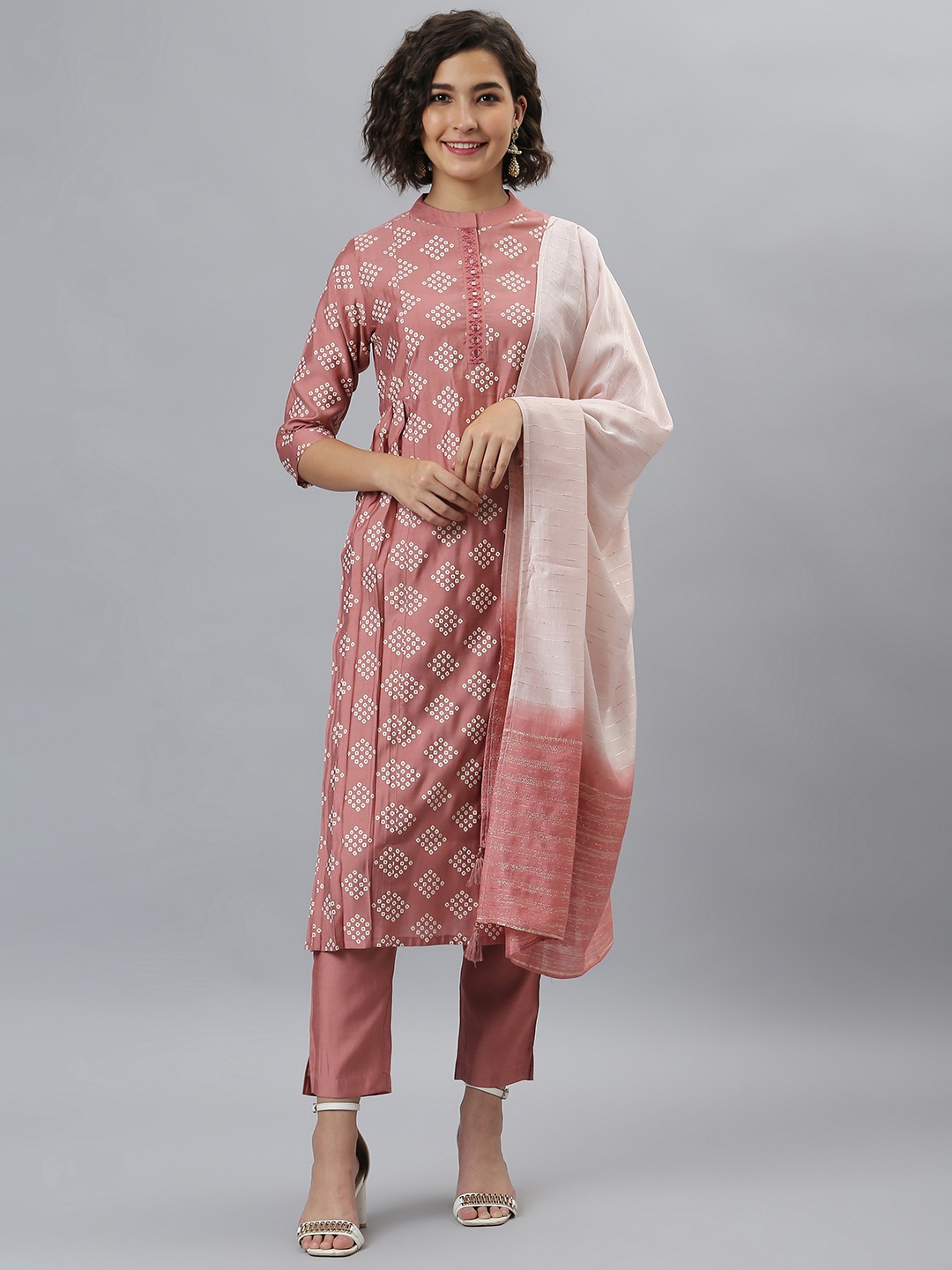 

Janasya Women Pink Printed Kurta with Trousers