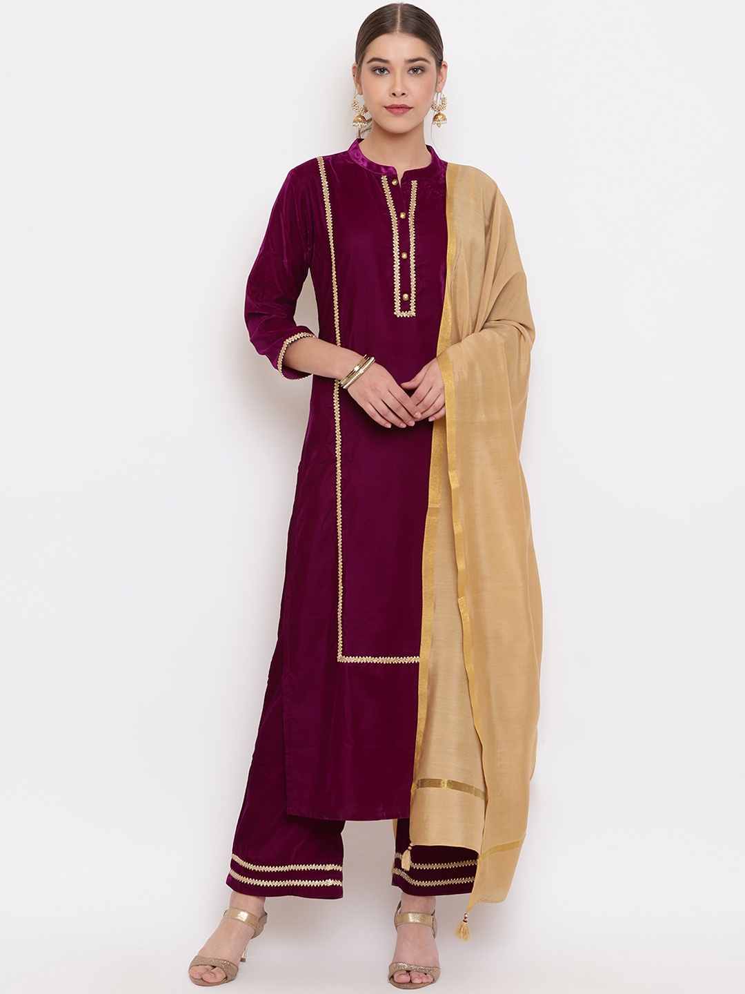 

Janasya Women Purple Ethnic Motifs Printed Velvet Kurta with Trousers