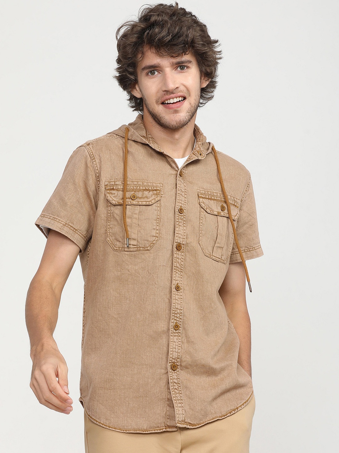 

HIGHLANDER Men Khaki Slim Fit Opaque Casual Shirt