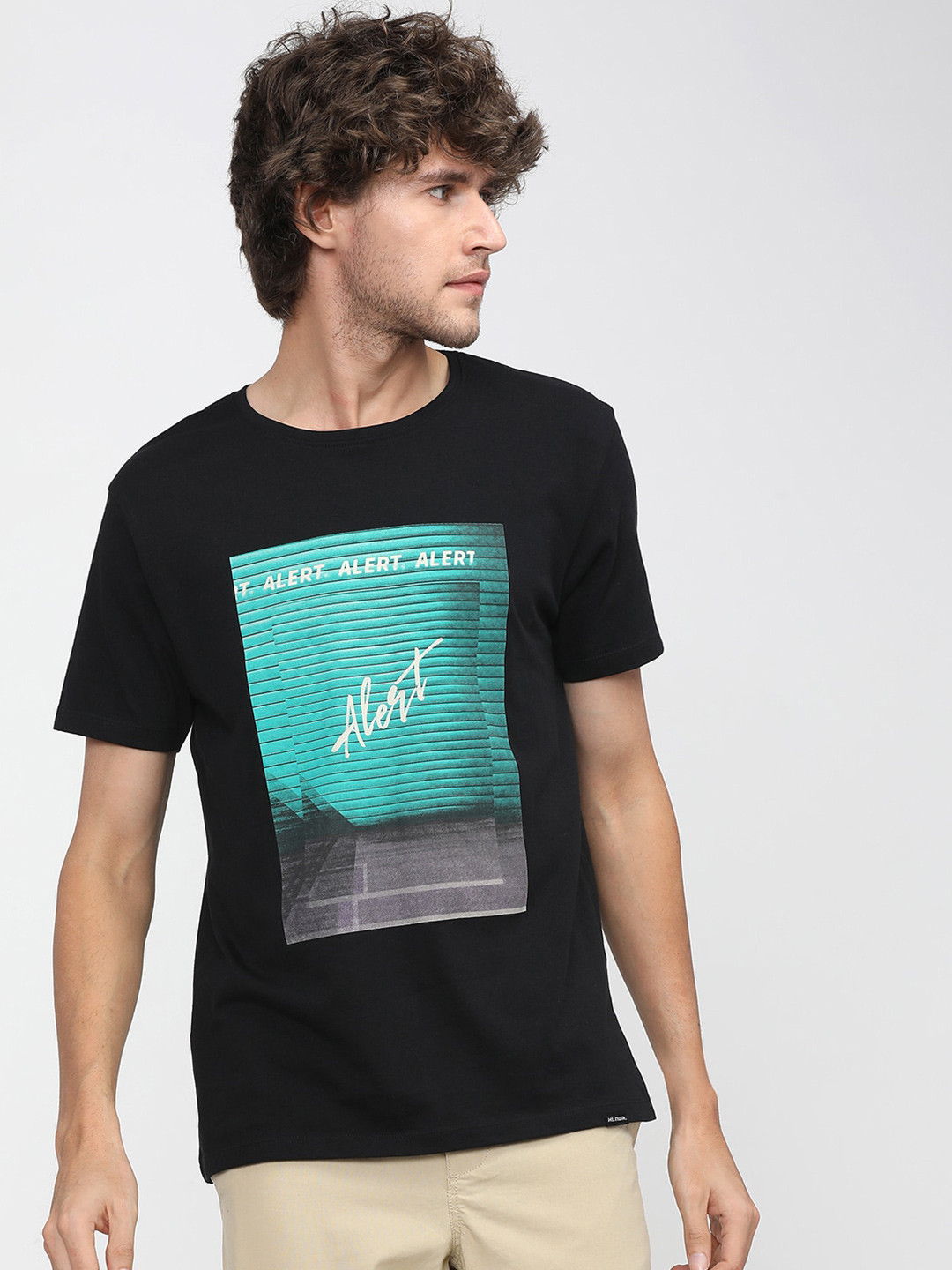 

HIGHLANDER Men Black & Sea Green Printed Slim Fit T-shirt