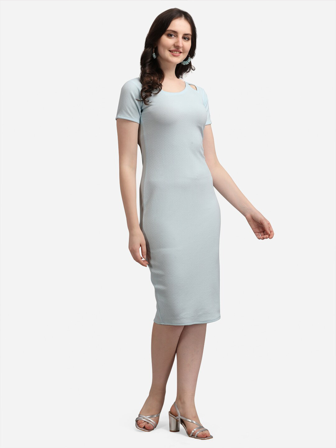 

PURVAJA Teal Solid Round Neck Bodycon Dress