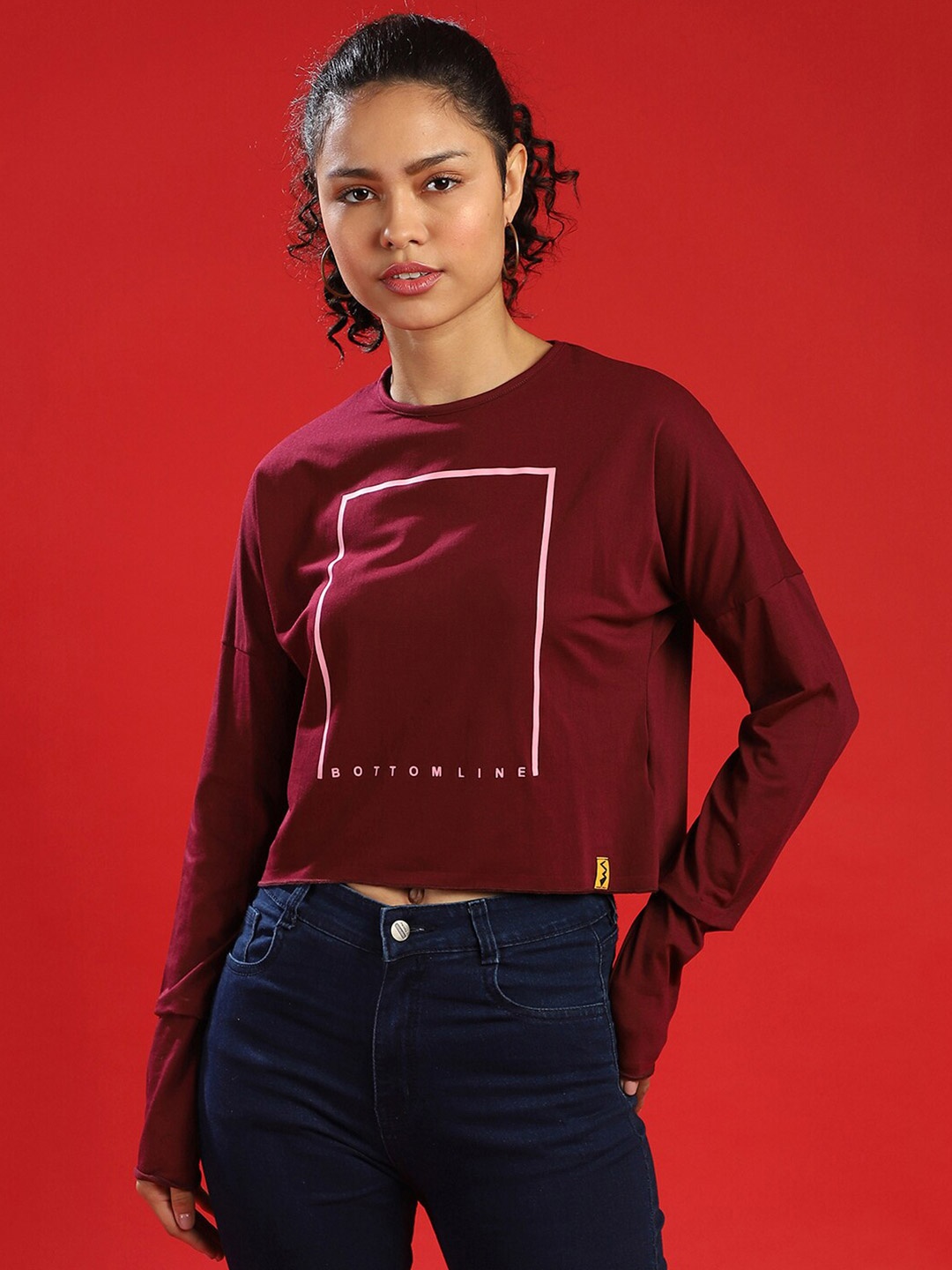 

Campus Sutra Burgundy Regular Crop Top