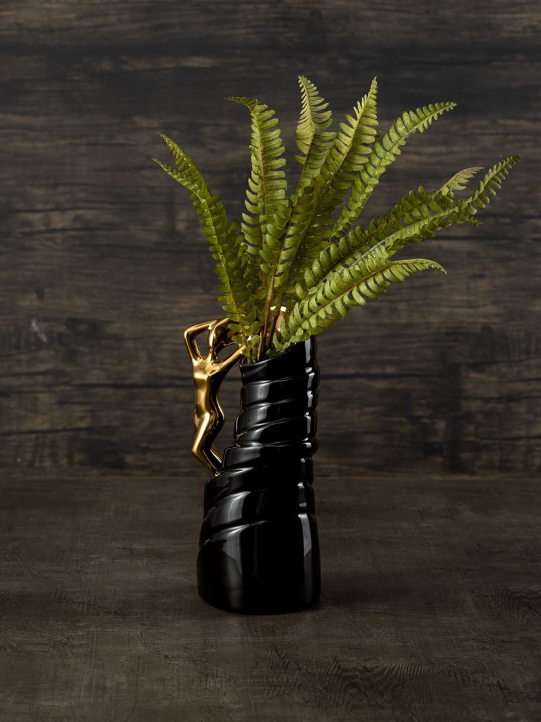 

THEDECORKART Black & Gold-Toned Unfurling Ceramic Vase