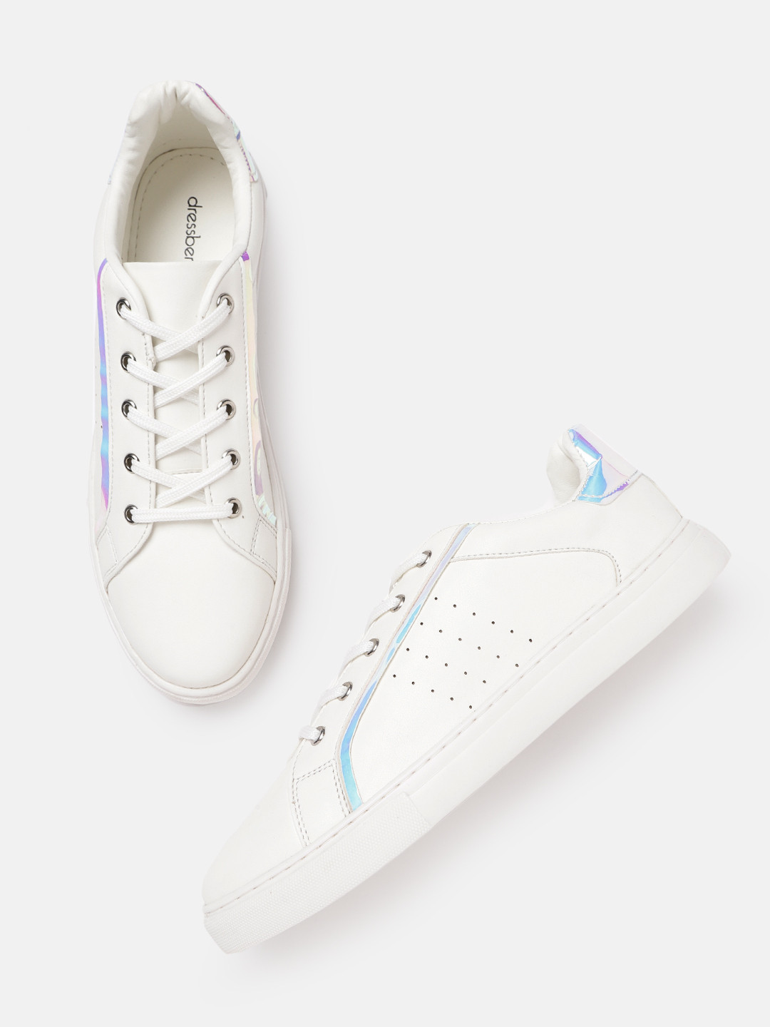 

DressBerry Women White Solid Slip-On Sneakers