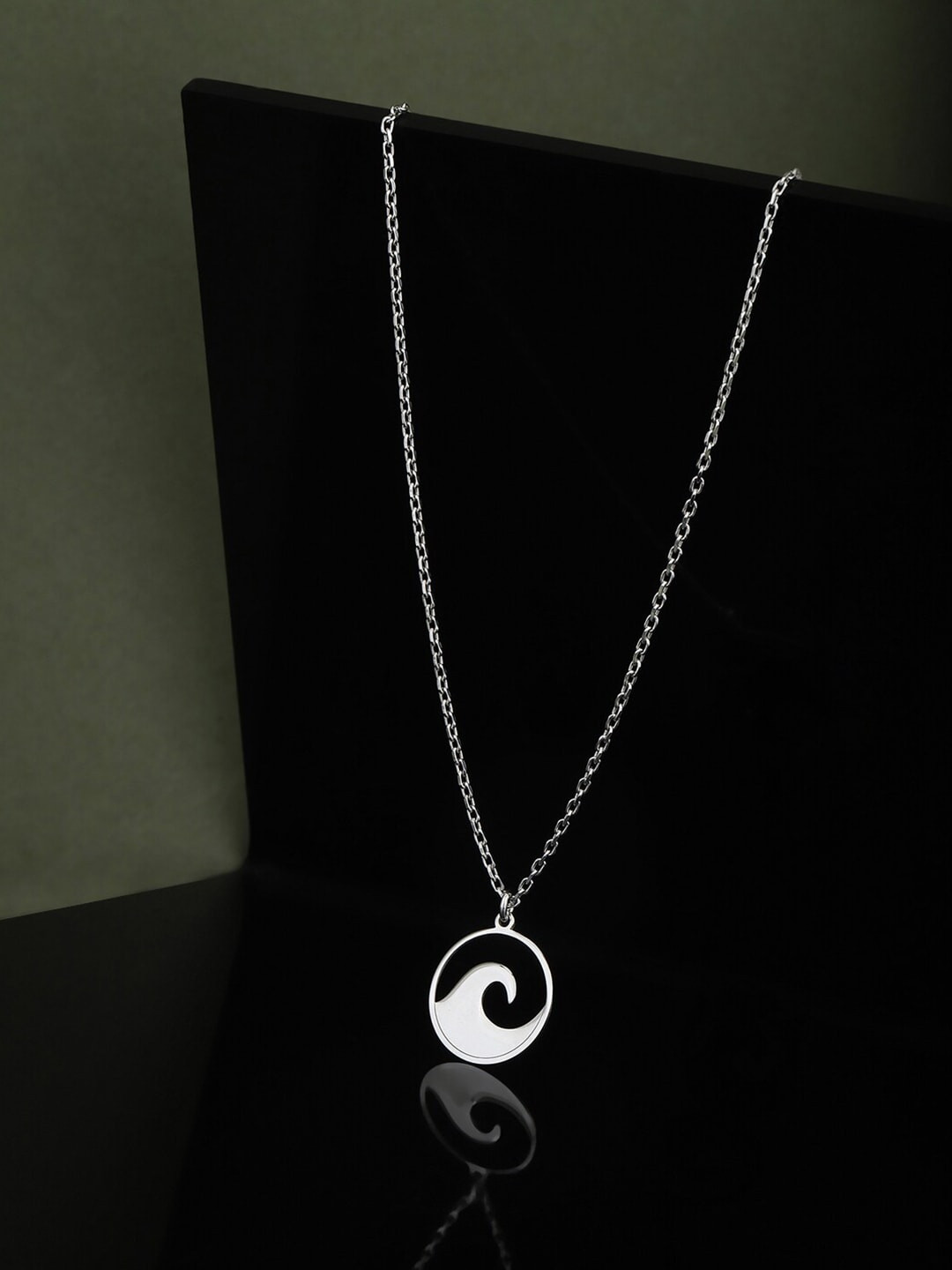 

VANBELLE 925 Sterling Silver Rhodium-Plated Handcrafted Necklace