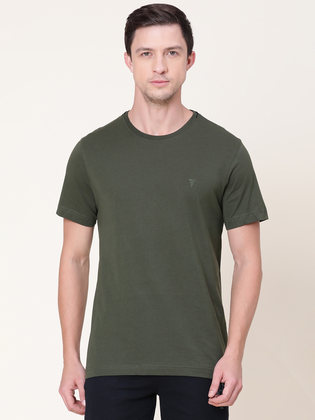 

Van Heusen Men Smart Tech Easy Stain Release T-Shirt, Olive