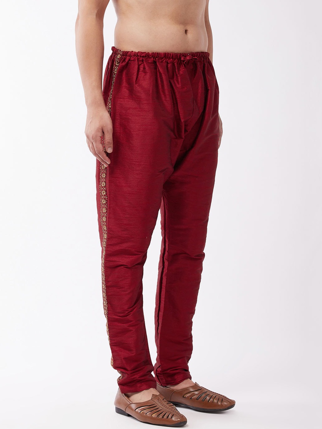 

VASTRAMAY Men Maroon Embroidered Relax Fit Pyjamas
