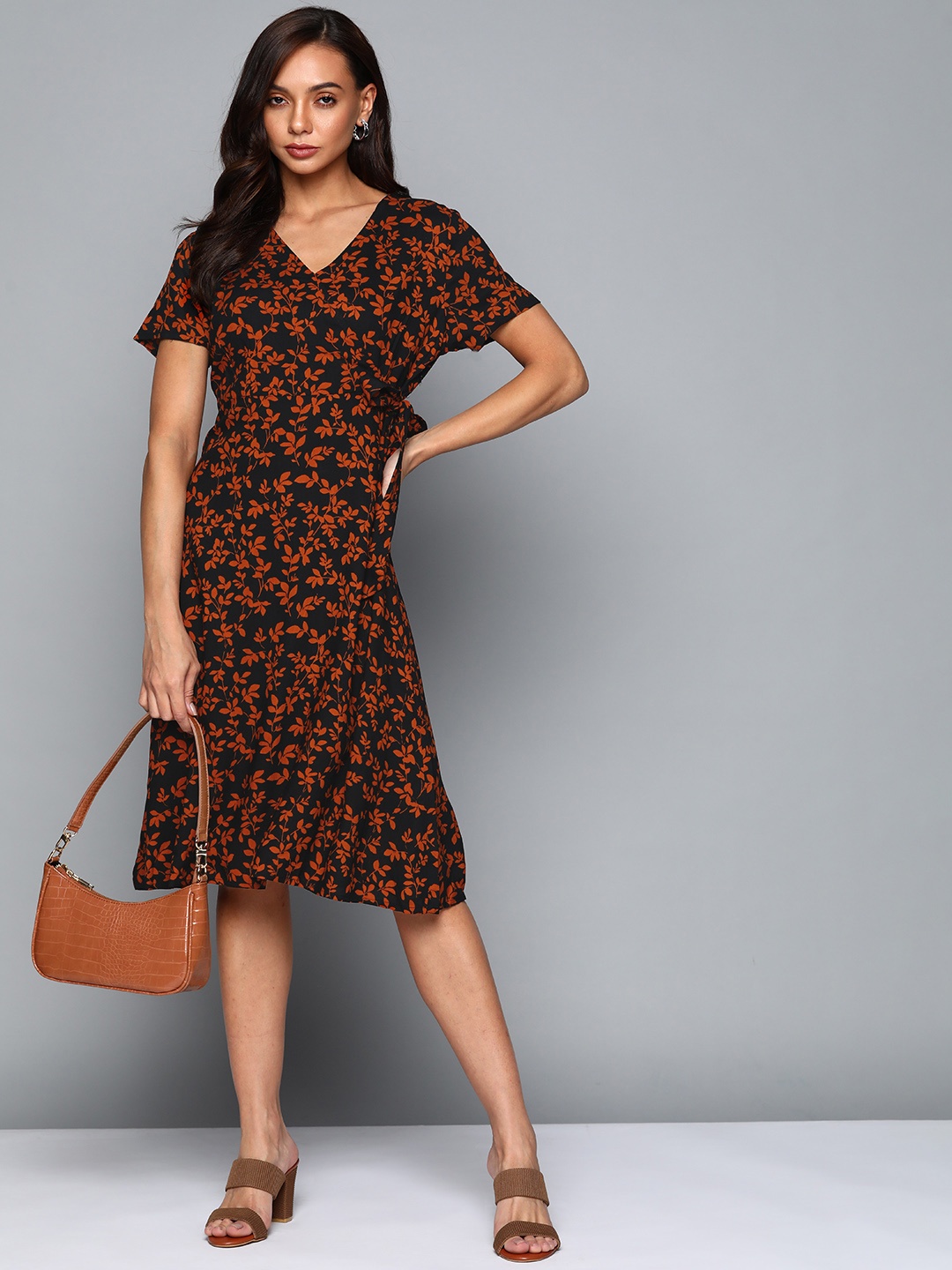 

Chemistry Black & Rust Orange Floral Print Wrap Dress